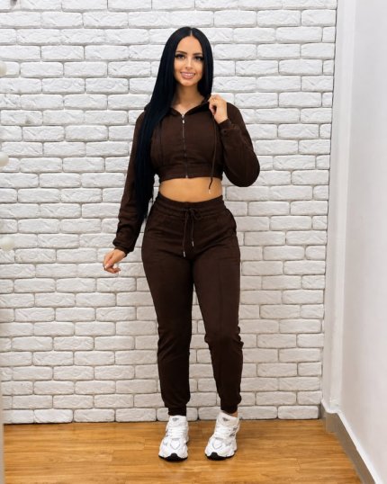 Conjunto Marrom